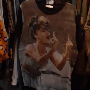 Rihanna Tee